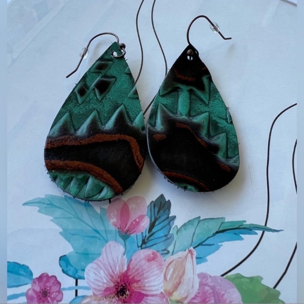 Leather Dangle/Drop Teardrop Fashion Earrings